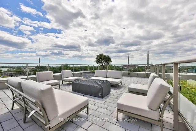 Additional property image - 150 LOGAN Ave Unit 115