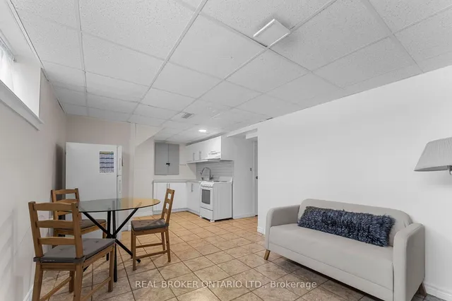 Additional property image - 42 Blackwater Cres