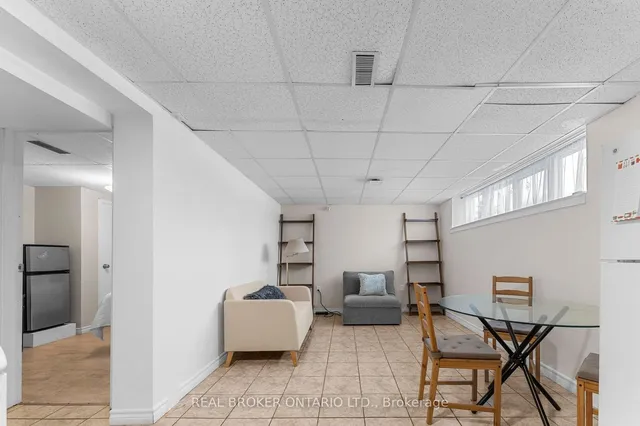 Additional property image - 42 Blackwater Cres