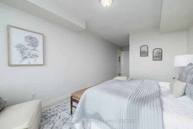 Additional property image - 61 Town Centre Crt Unit 2402