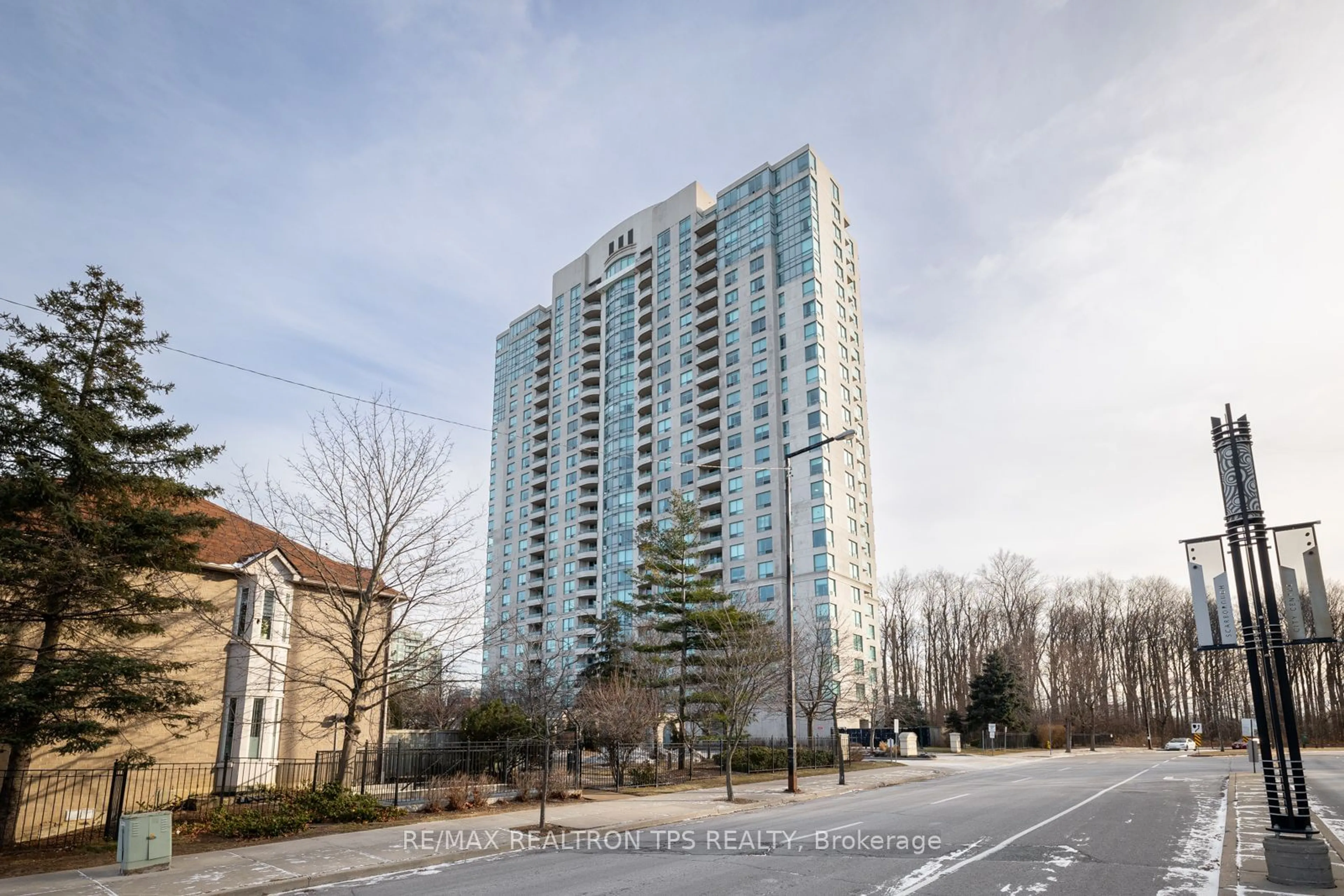 Unknown for 61 Town Centre Crt #2402, Toronto Ontario M1P 5C5