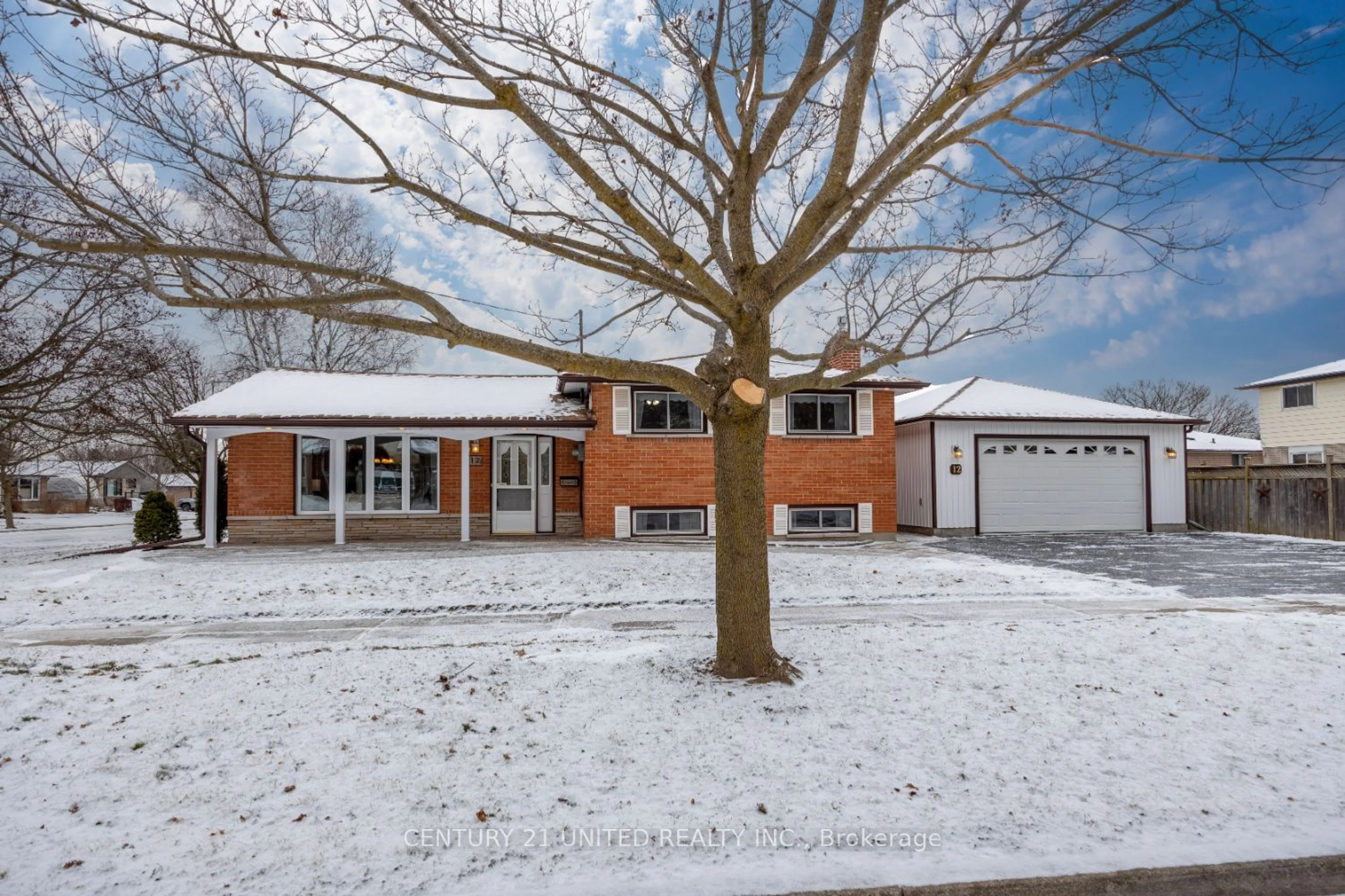 A pic from outside/outdoor area/front of a property/back of a property/a pic from drone, street for 12 Strike Ave, Clarington Ontario L1C 1K3