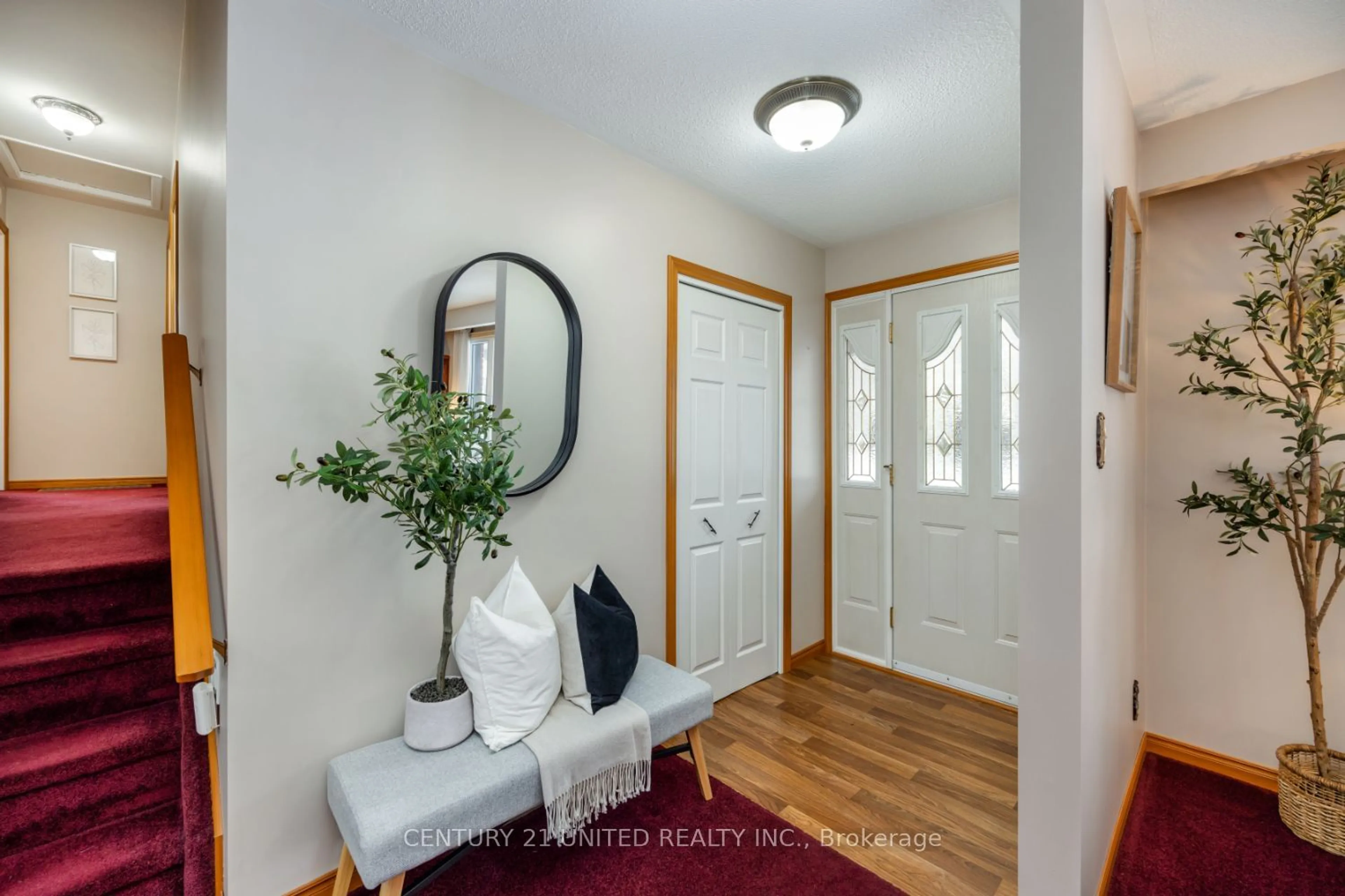 Indoor entryway for 12 Strike Ave, Clarington Ontario L1C 1K3