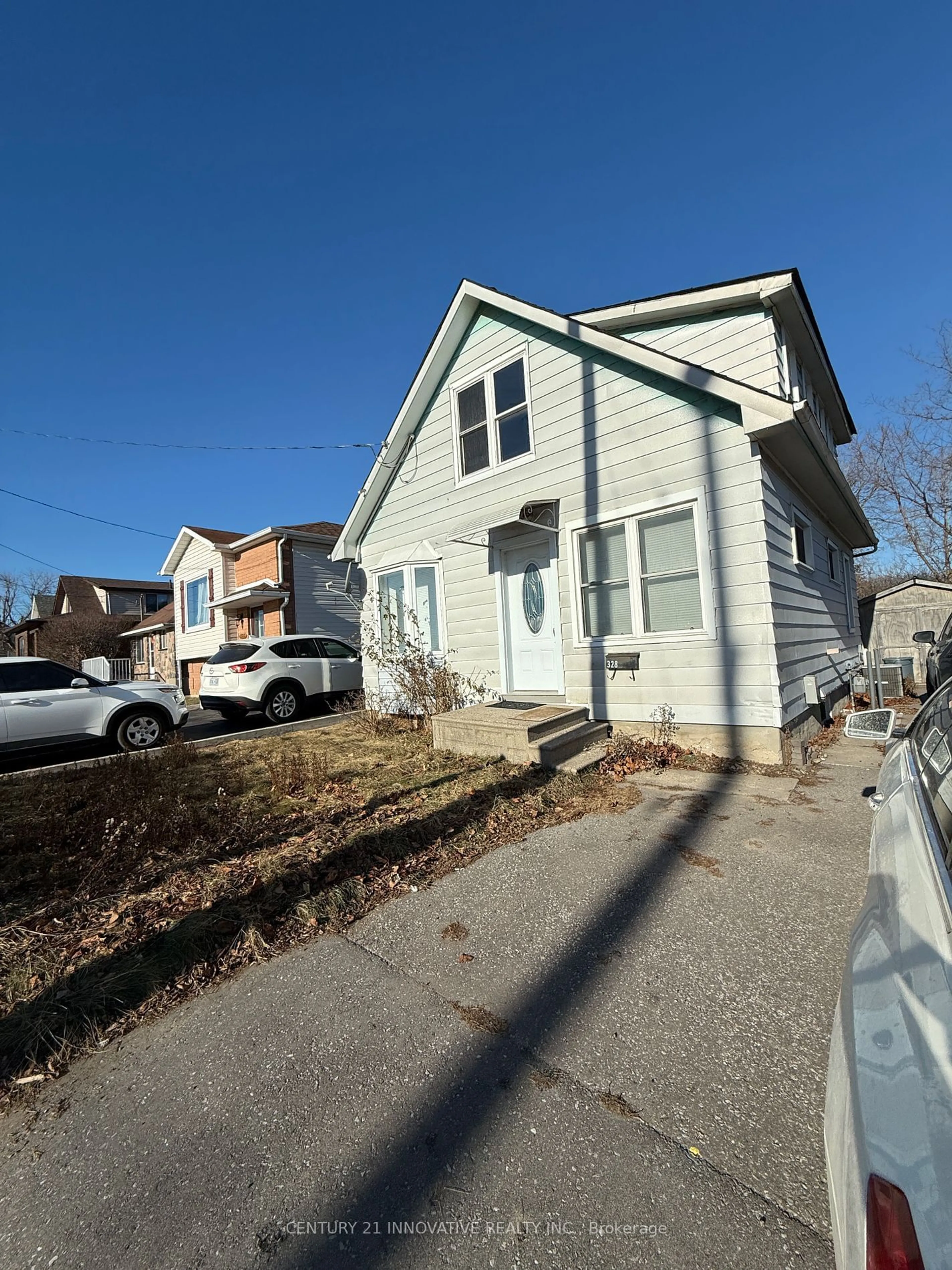 Unknown for 328 Bloor St, Oshawa Ontario L1H 3M8