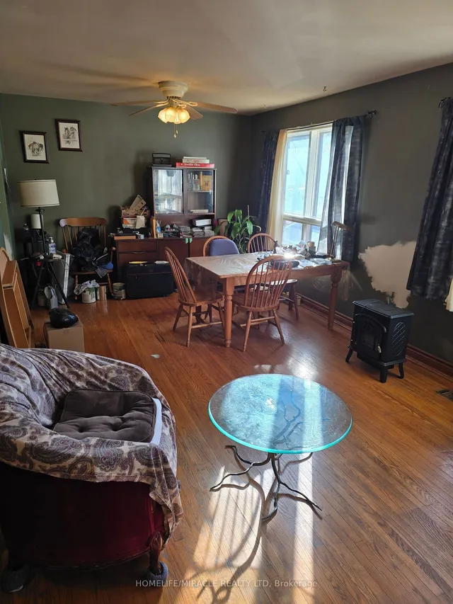 Additional property image - 19 Blakemanor Blvd
