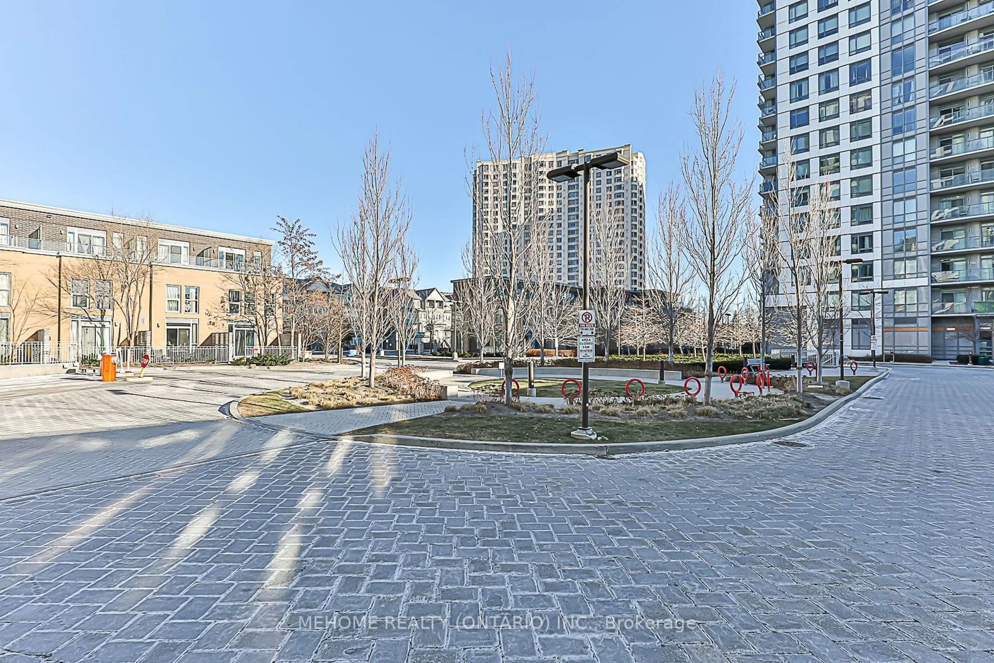 Patio, street for 185 Bonis Ave #1511, Toronto Ontario M1T 0A4