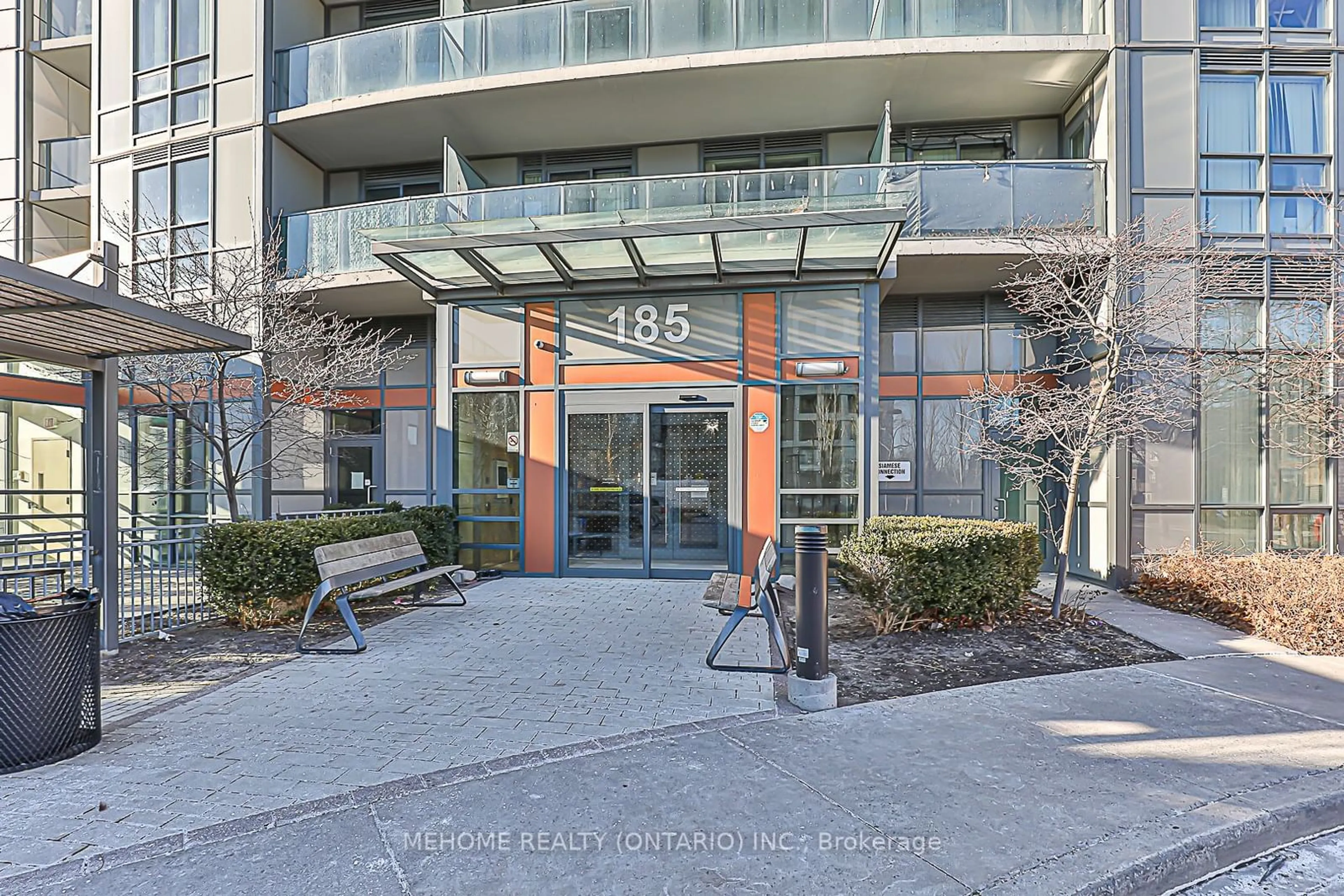 Indoor foyer for 185 Bonis Ave #1511, Toronto Ontario M1T 0A4