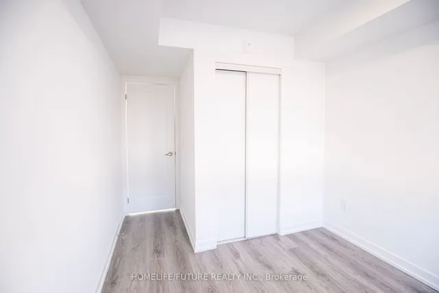 Additional property image - 3686 St Clair Ave Unit 105