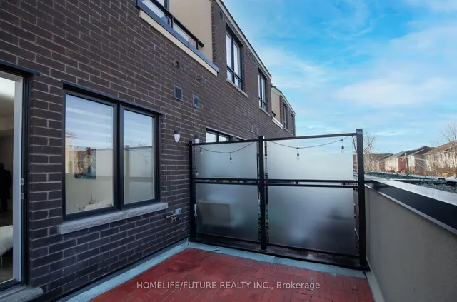 Additional property image - 3686 St Clair Ave Unit 105
