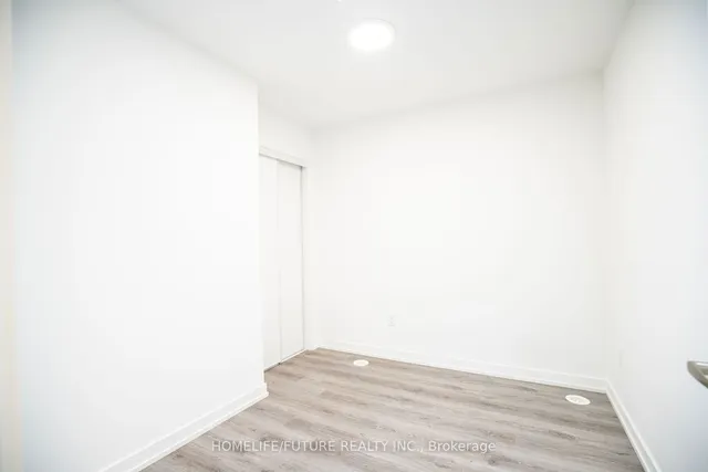 Additional property image - 3686 St Clair Ave Unit 105