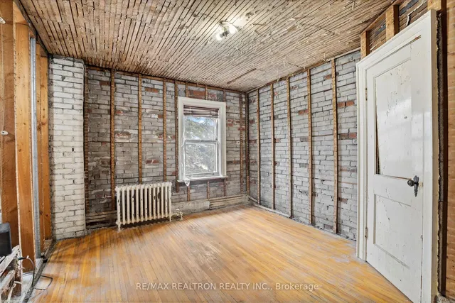 Additional property image - 19 Lesmount Ave
