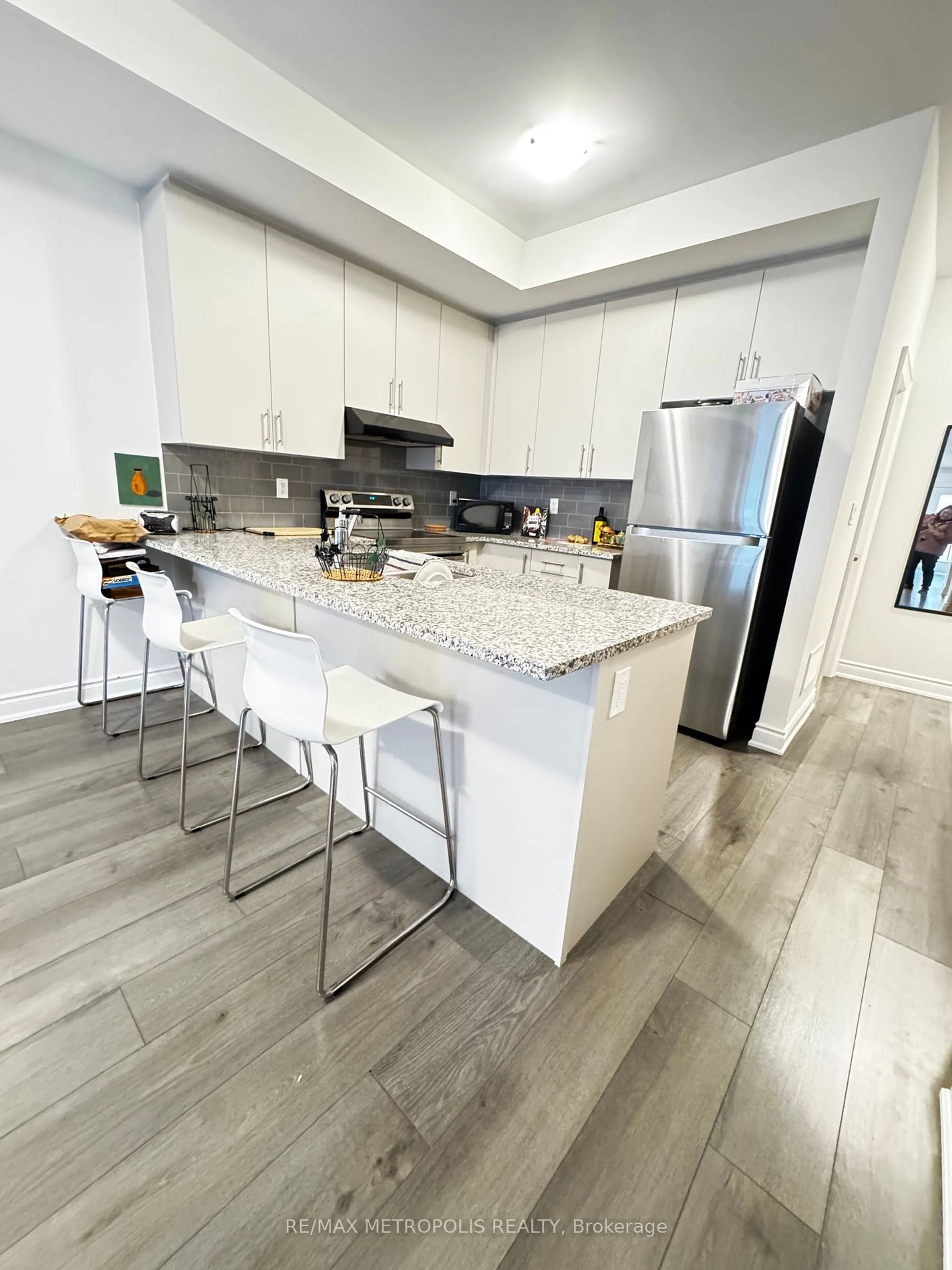 Open concept kitchen, unknown for 2607 MAGDELEN Path #4, Oshawa Ontario L1L 0R6