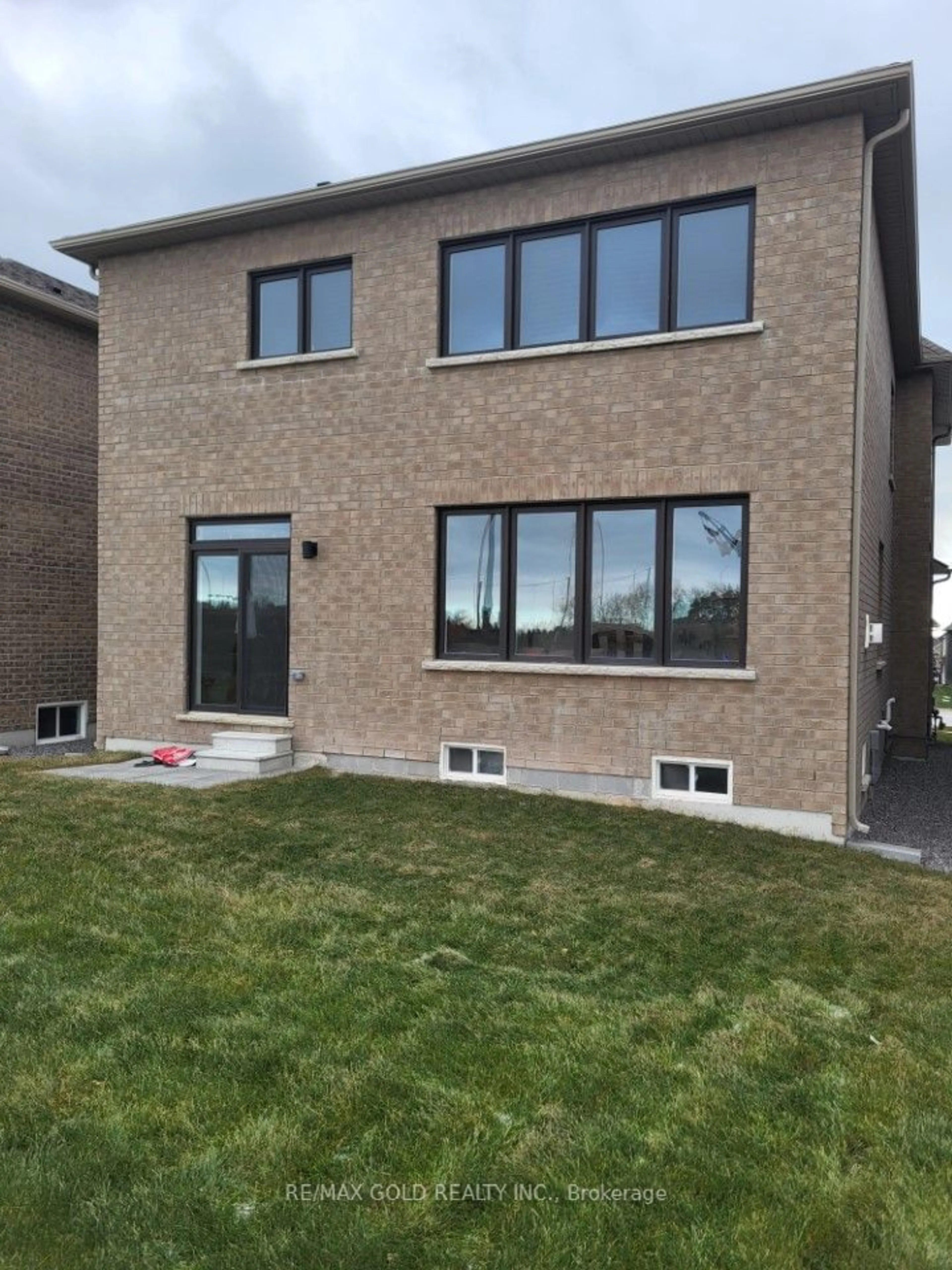 Home with brick exterior material, unknown for 94 Ed Ewert Ave, Clarington Ontario L1R 0W8