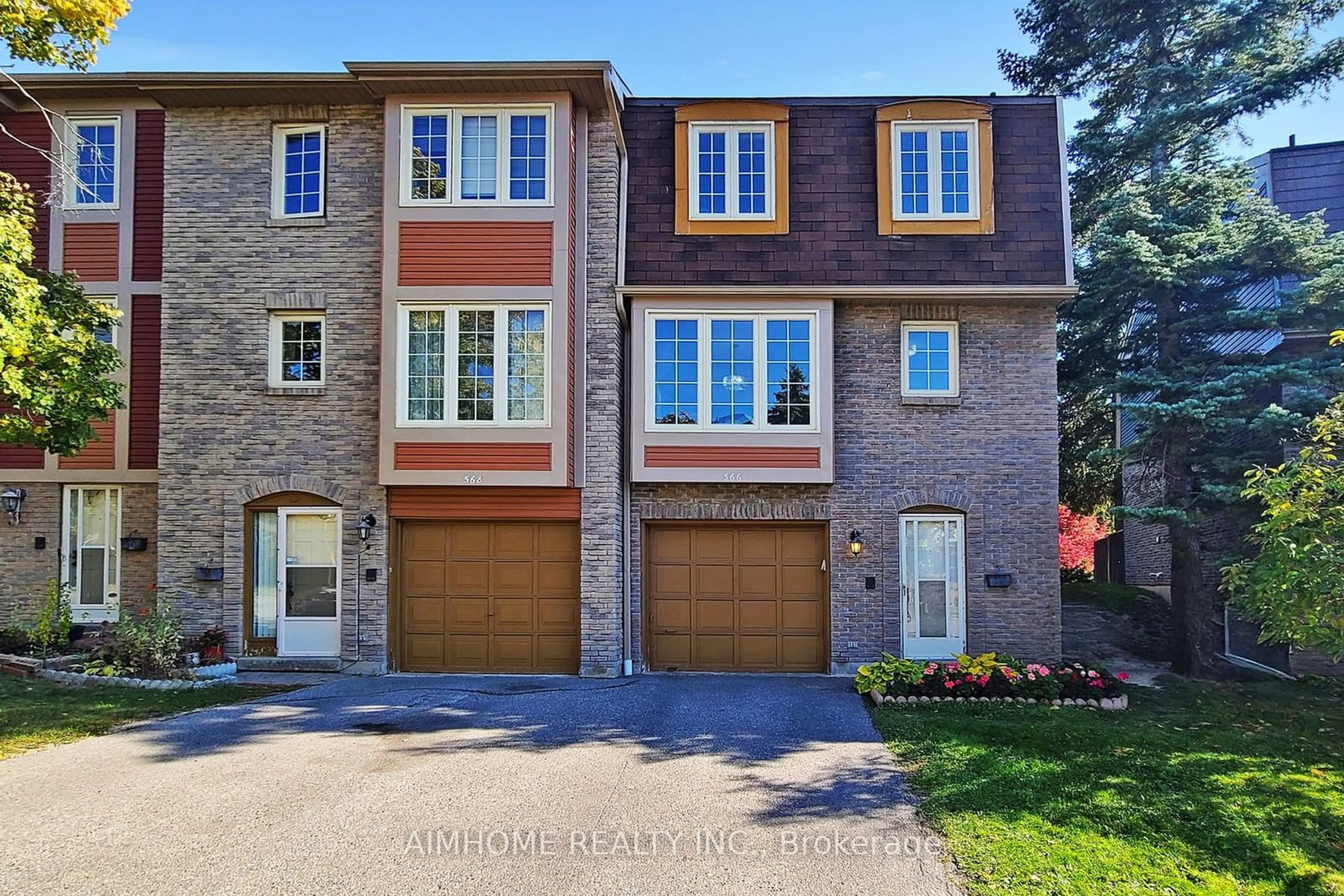 Home with brick exterior material, street for 566 Sandhurst Circ, Toronto Ontario M1S 4J6