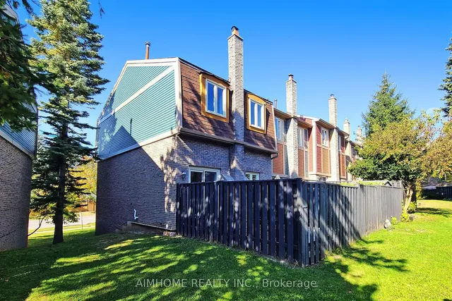 Additional property image - 566 Sandhurst Circ