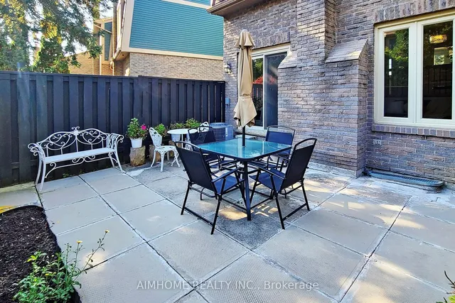 Additional property image - 566 Sandhurst Circ