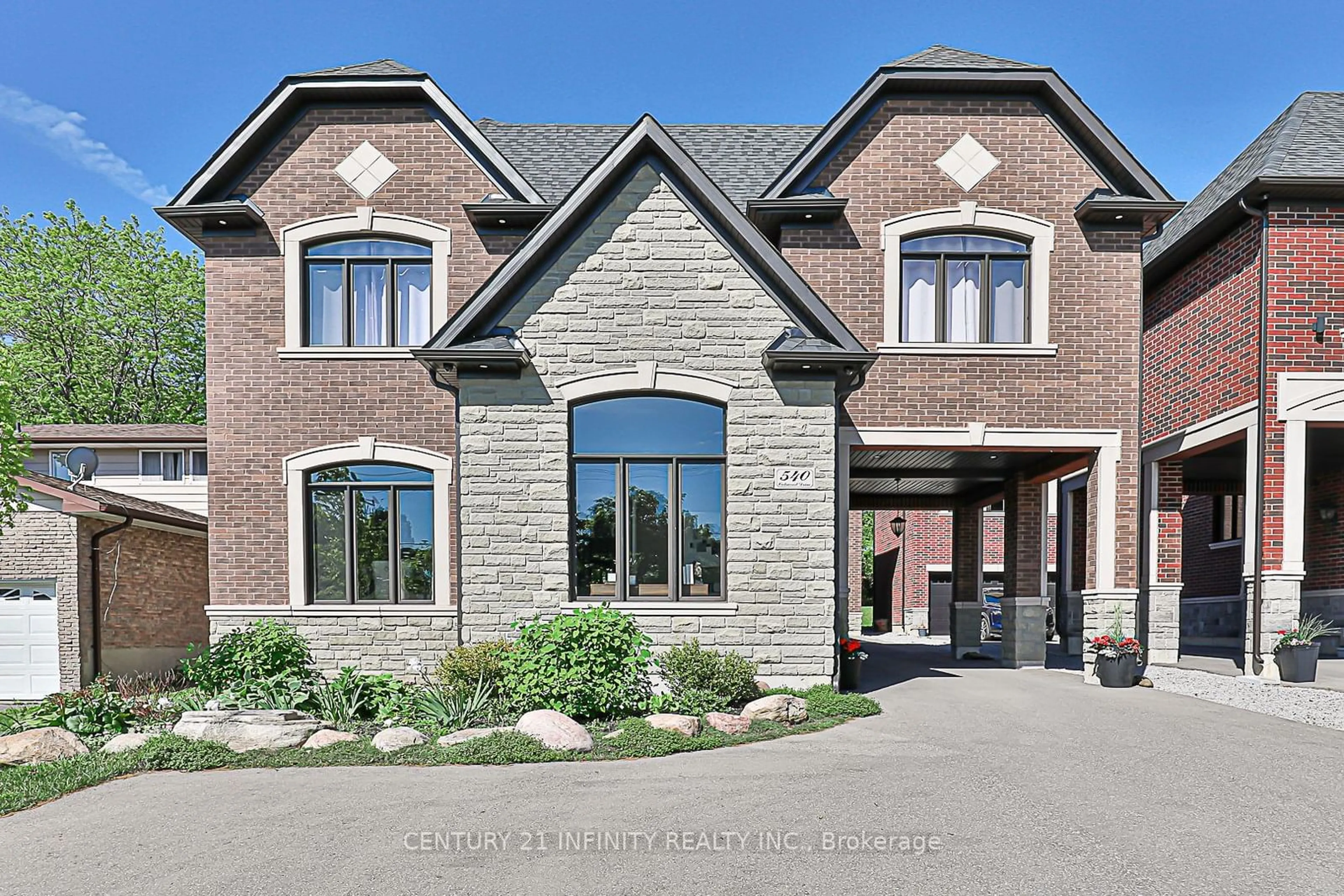 Home with brick exterior material, street for 540 Oakwood Dr, Pickering Ontario L1W 2M7