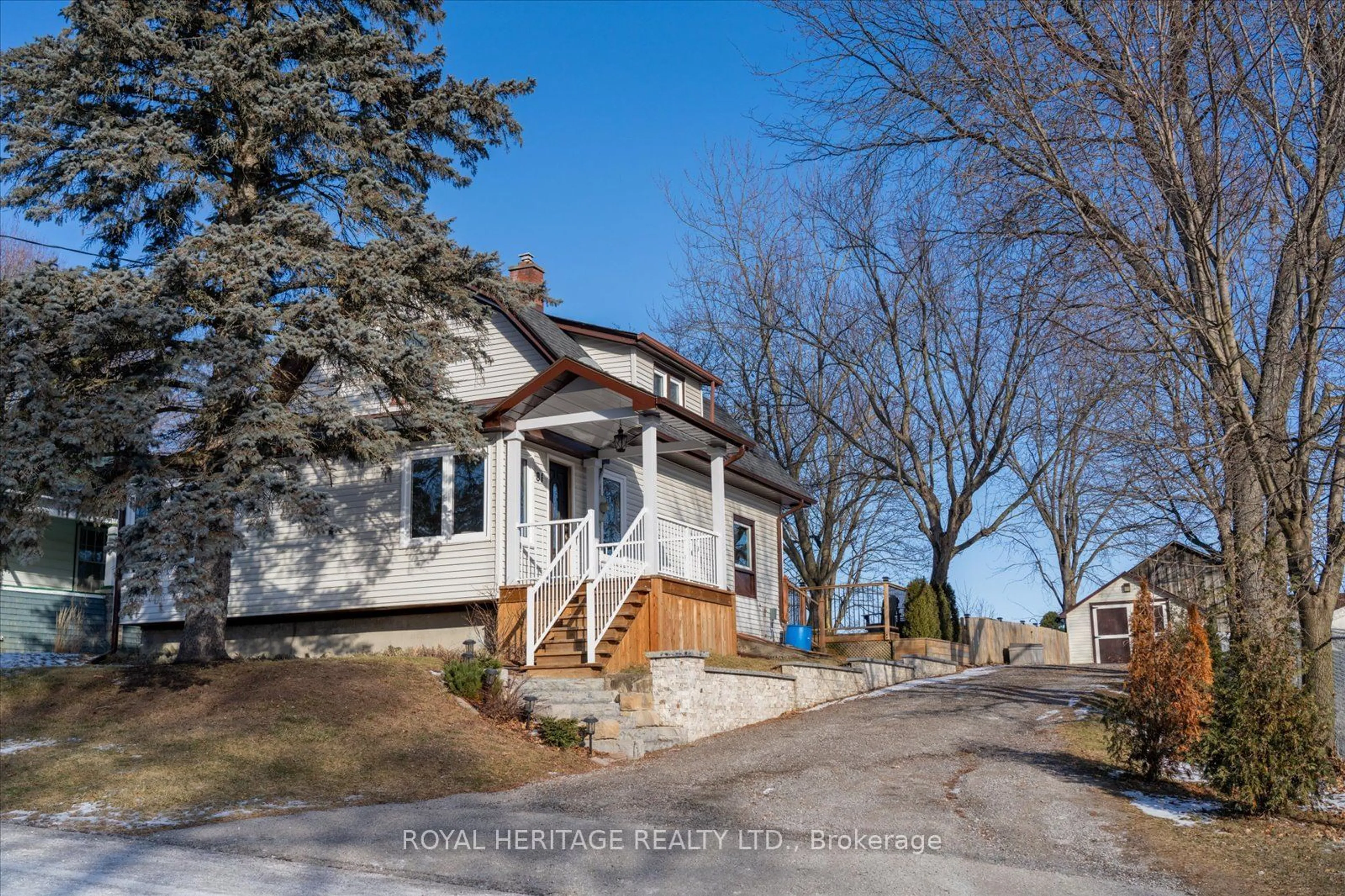 A pic from outside/outdoor area/front of a property/back of a property/a pic from drone, street for 81 Church St, Clarington Ontario L0B 1M0