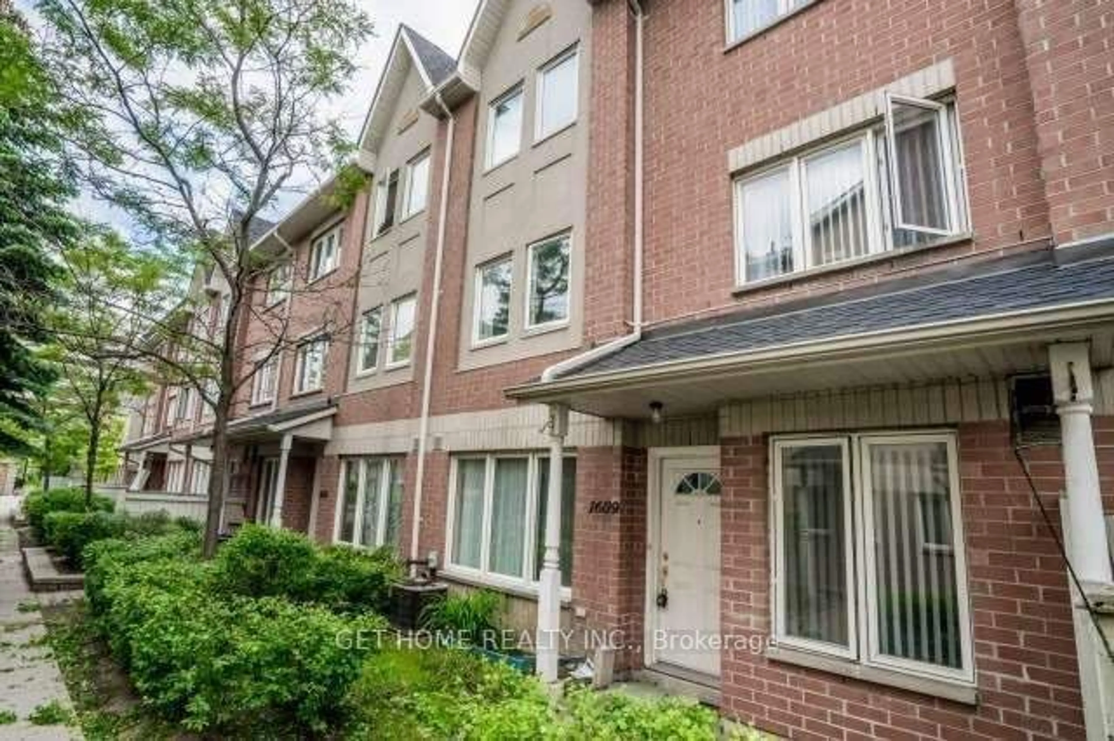 Home with brick exterior material, street for 19 Rosebank Dr #106, Toronto Ontario M1B 5Z2