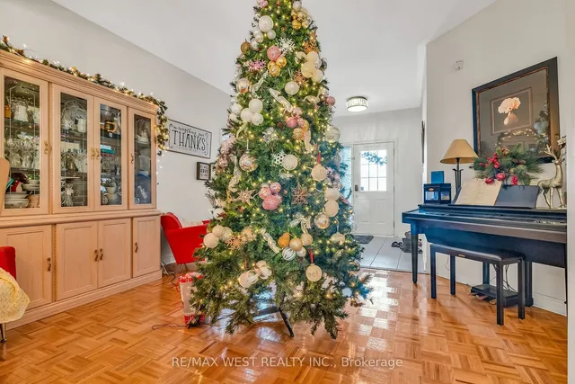 Additional property image - 8 Lampman Dr