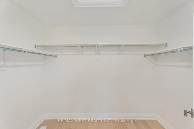 Additional property image - 1049 Greenwood Ave