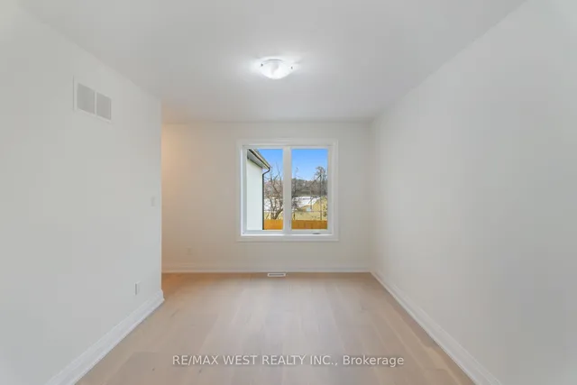 Additional property image - 1049 Greenwood Ave