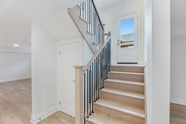 Additional property image - 1049 Greenwood Ave