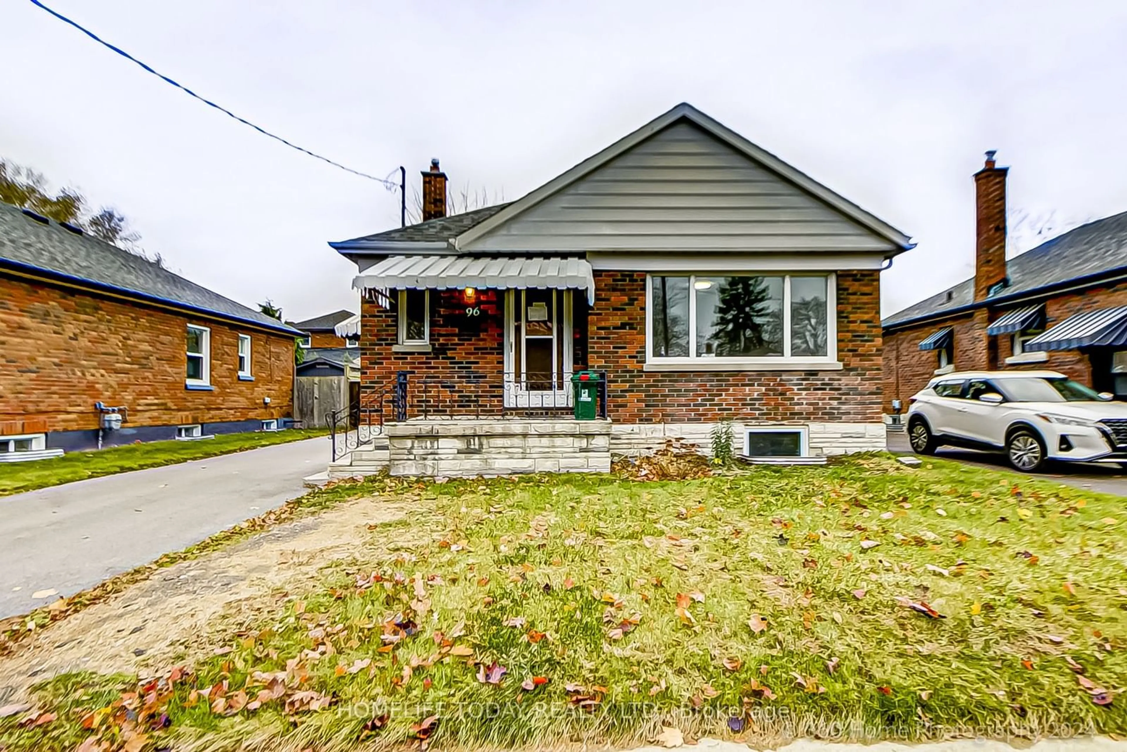 Home with brick exterior material, street for 96 Oakes Ave, Oshawa Ontario L1G 6C6