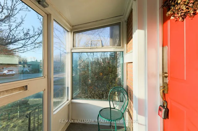 Additional property image - 8 Hollis Ave