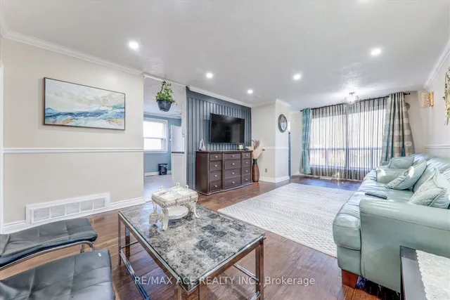 Additional property image - 126 Porchester Dr
