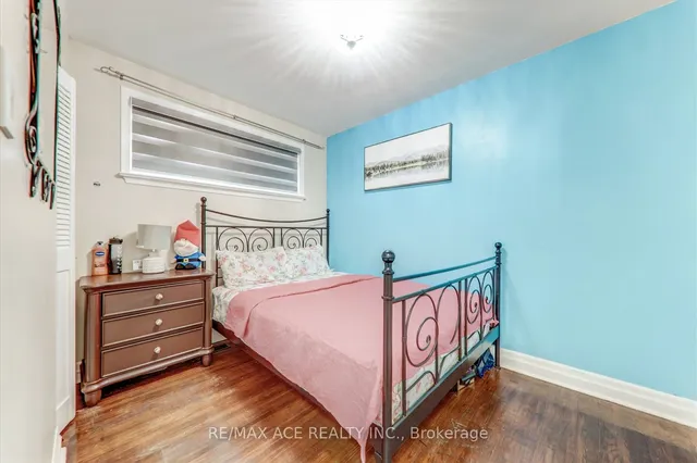 Additional property image - 126 Porchester Dr