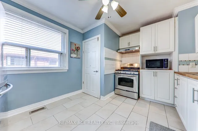 Additional property image - 126 Porchester Dr