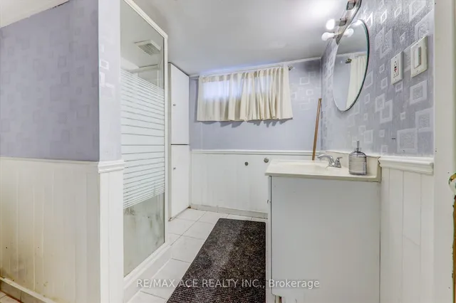 Additional property image - 126 Porchester Dr