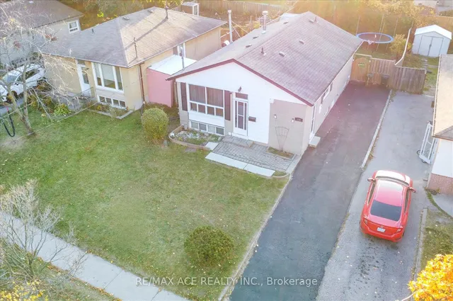 Additional property image - 126 Porchester Dr