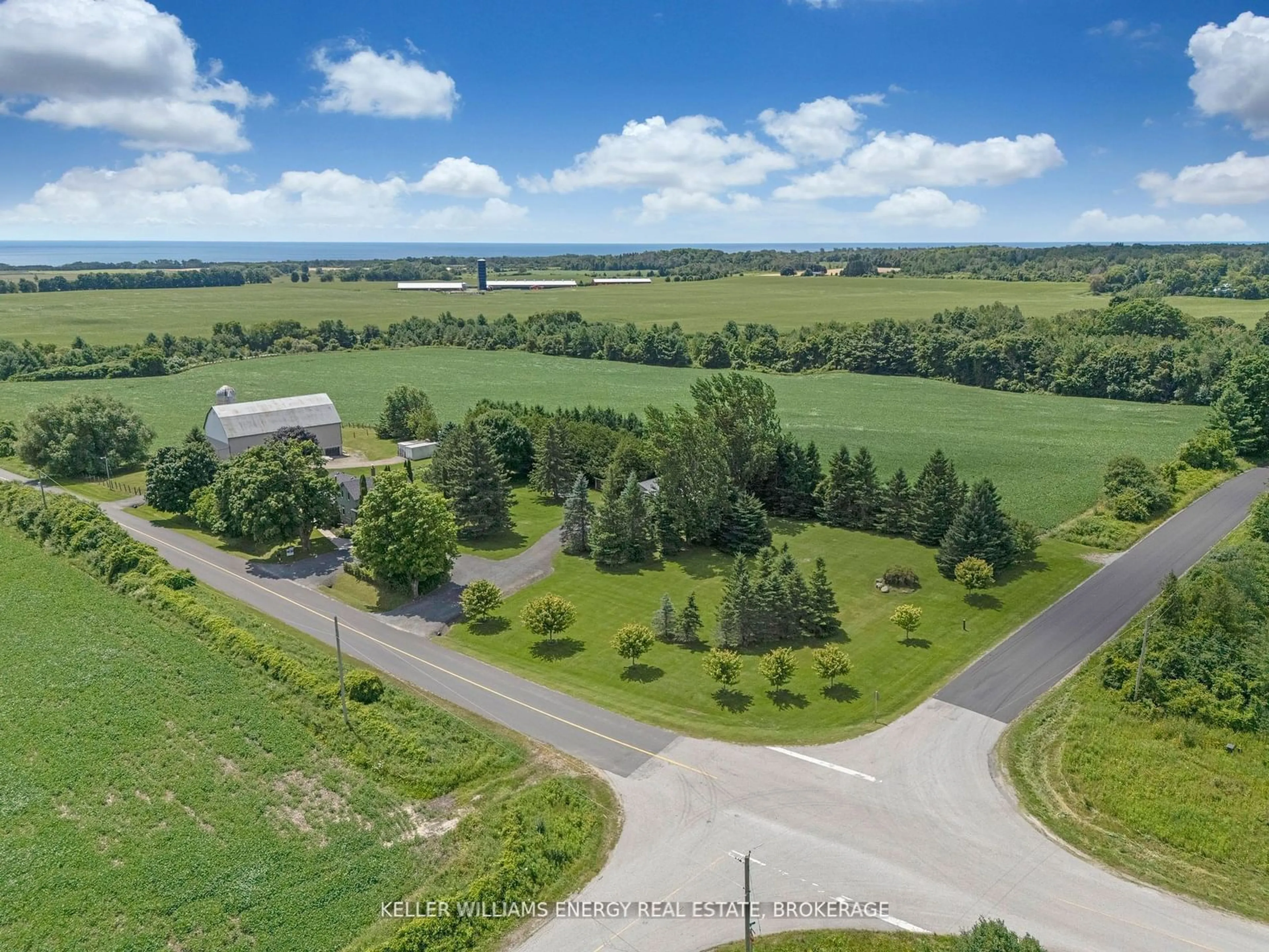 A pic from outside/outdoor area/front of a property/back of a property/a pic from drone, water/lake/river/ocean view for 978 Newtonville Rd, Clarington Ontario L1B 0G4