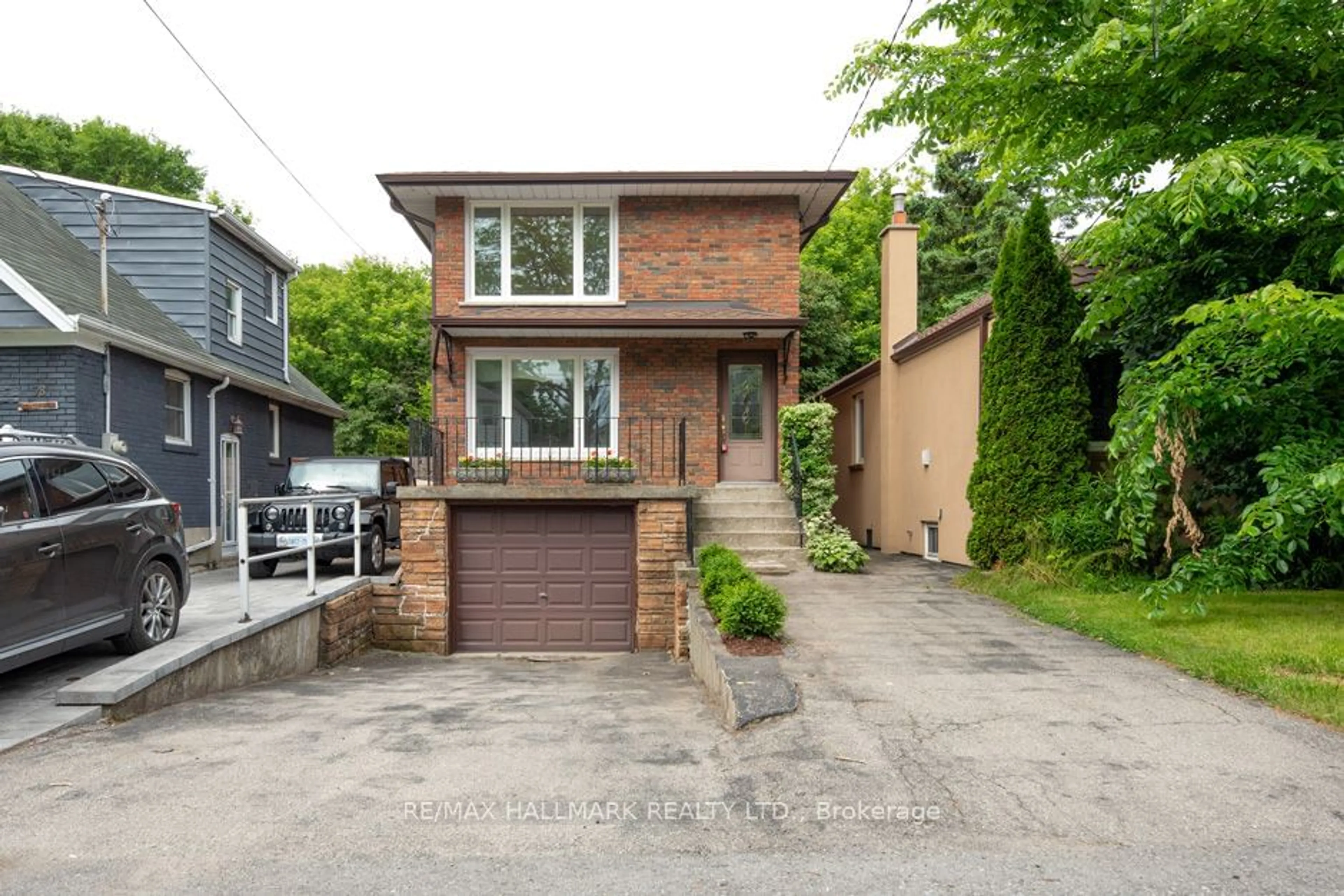 Home with brick exterior material, street for 40 Claremore Ave, Toronto Ontario M1N 3R9