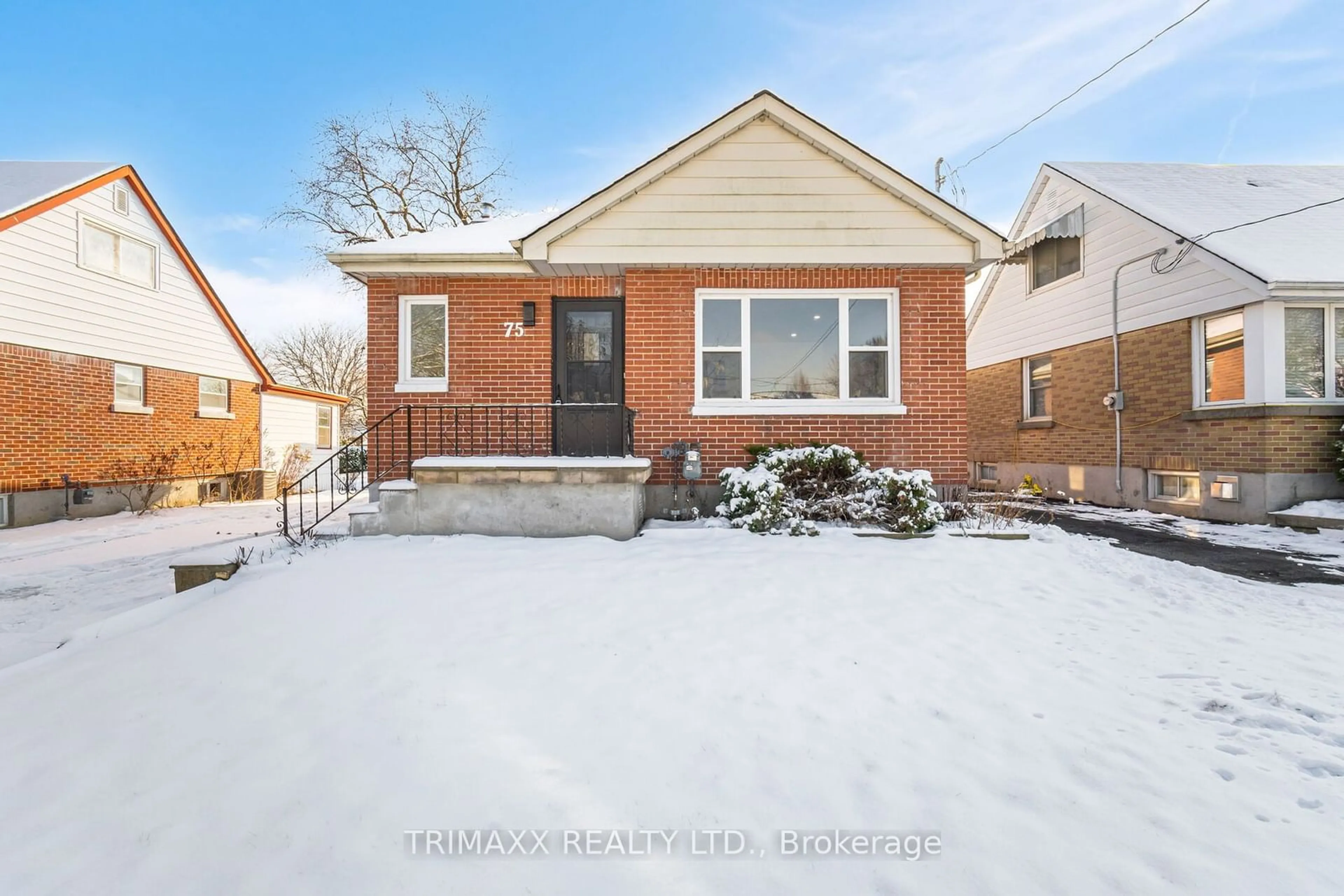 Home with brick exterior material, street for 75 Pontiac Ave, Oshawa Ontario L1G 3M1