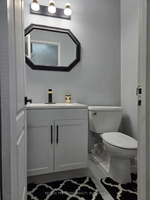 Primary image of 665 Kennedy Rd Unit 103