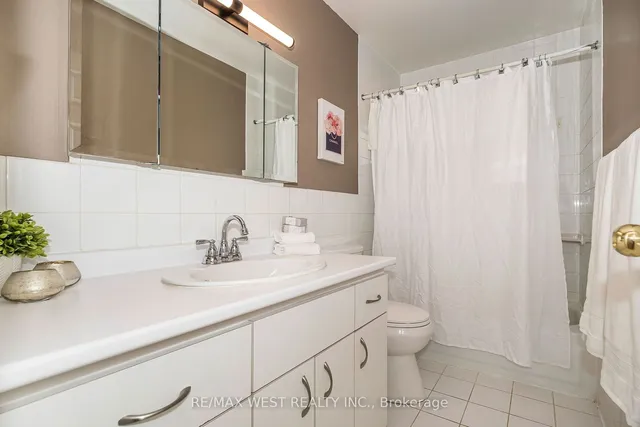 Additional property image - 42 Sir Raymond Dr