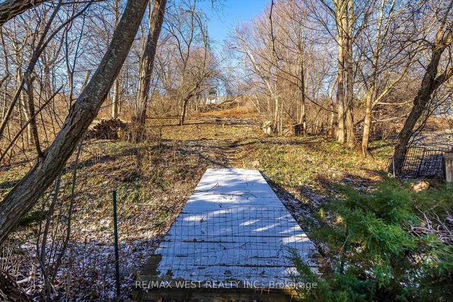 Additional property image - 42 Sir Raymond Dr