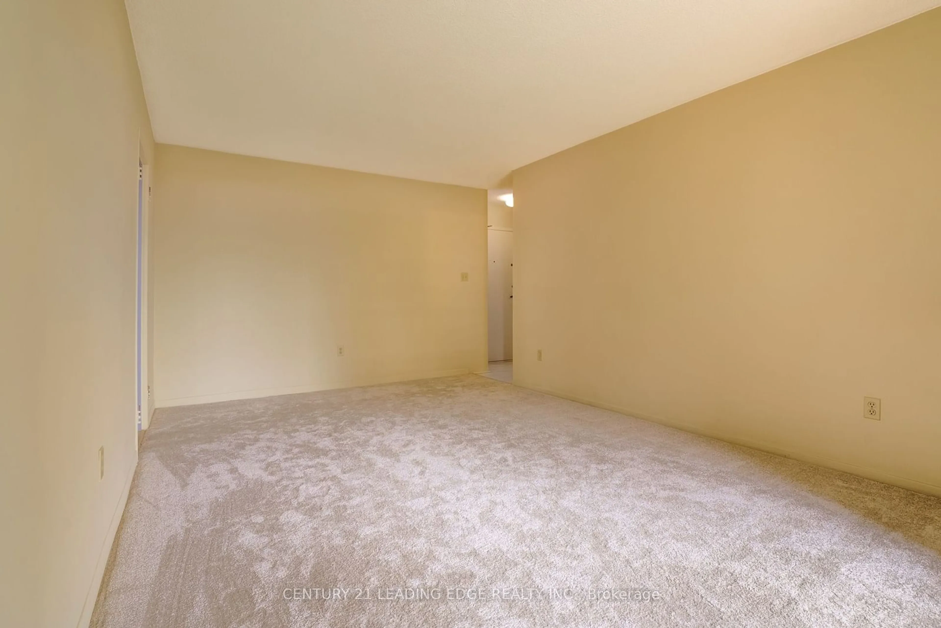 A pic of a room for 90 Ling Rd #608, Toronto Ontario M1E 4Y3