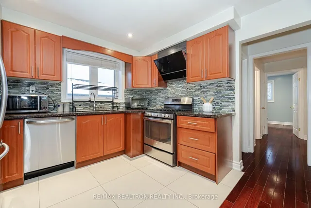 Additional property image - 24 Gracemount Cres