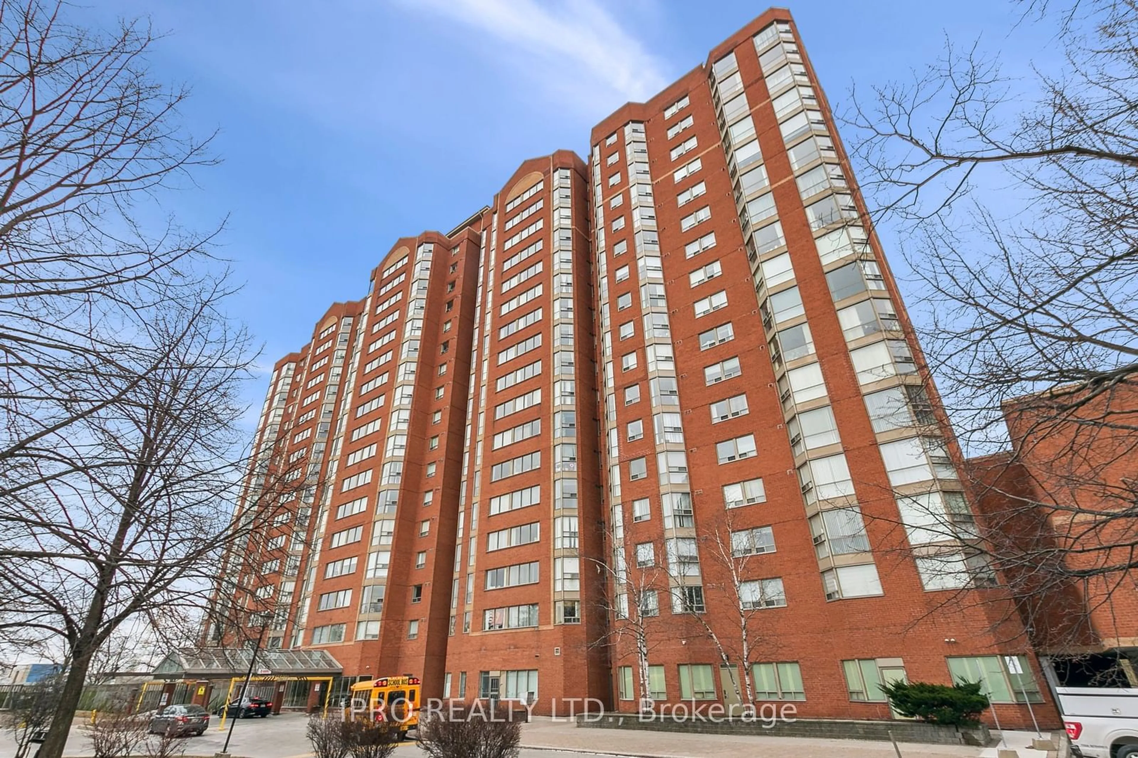 Balcony in the apartment, building for 2466 Eglinton Ave #707, Toronto Ontario M1K 5J9