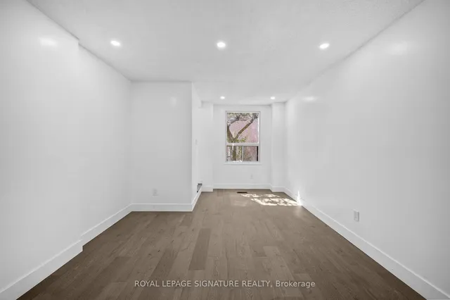 Additional property image - 275 Broadview Ave Unit 92