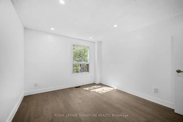 Additional property image - 275 Broadview Ave Unit 92