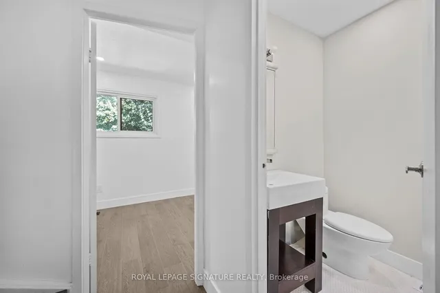 Additional property image - 275 Broadview Ave Unit 92