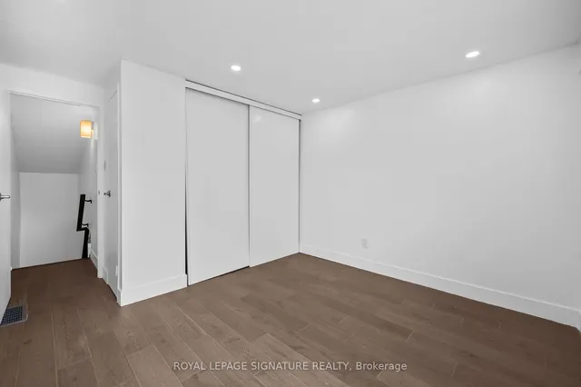 Additional property image - 275 Broadview Ave Unit 92