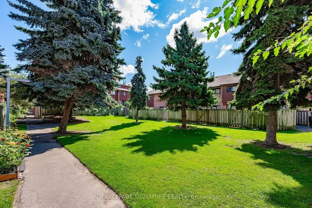 Additional property image - 275 Broadview Ave Unit 92