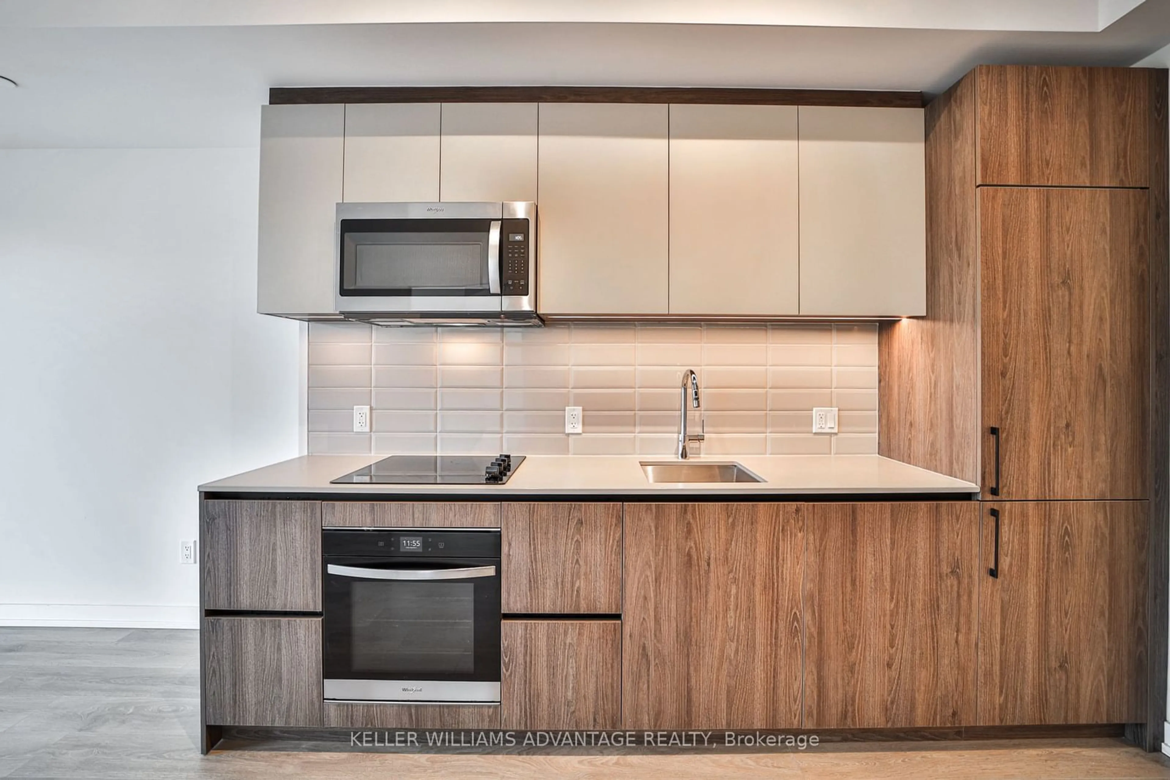 Standard kitchen, unknown for 150 Logan Ave #713, Toronto Ontario M4M 0E4