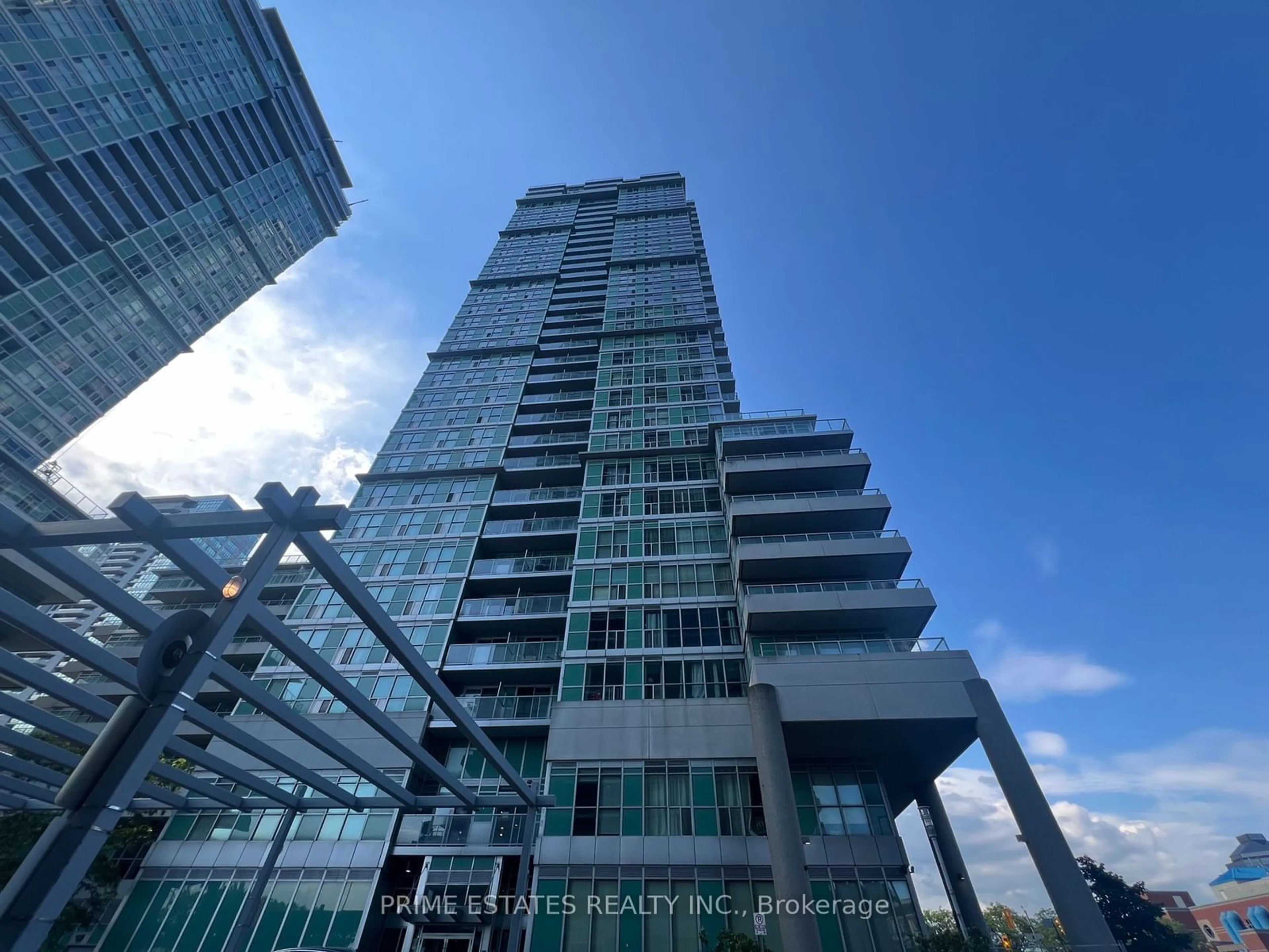 Indoor foyer for 70 Town Centre Crt #501, Toronto Ontario M1P 0B2